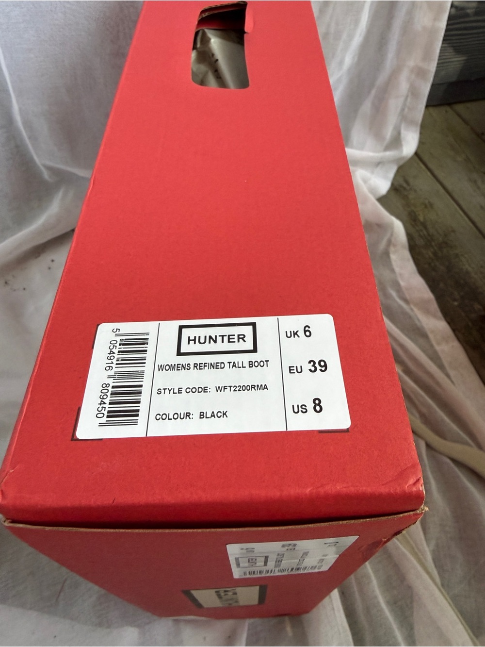 New! HUNTER Women’s Refined Tall Rain Boots | US 8 | UK 6 | EU 39 🖤☔️NEW! - Picture 10 of 10